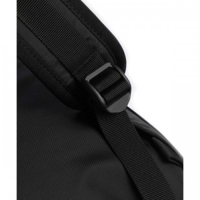 Topo Designs Light Backpack 15″ recycled nylon black