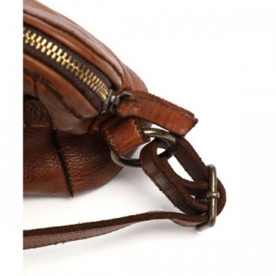 Harold's Submarine Crossbody bag grained cow leather cognac