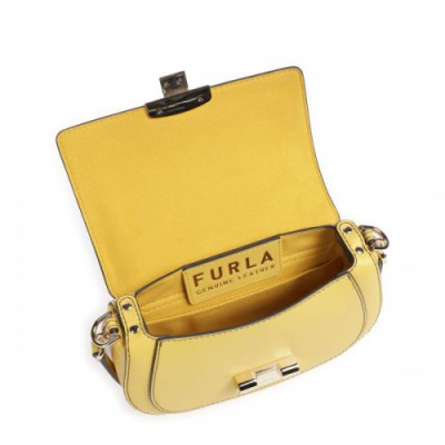 Furla Club 2 S Shoulder bag grained leather yellow