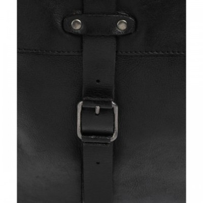 Aunts & Uncles Barbershop Verdi Crossbody bag grained leather black